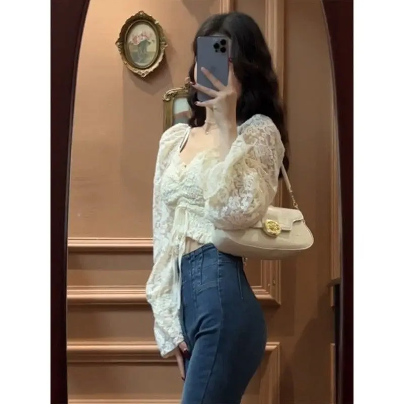 

Кружевная рубашка, новый стиль, стильная и красивая маленькая рубашка, дизайн Sense Niche, французский шикарный топ, короткий стиль