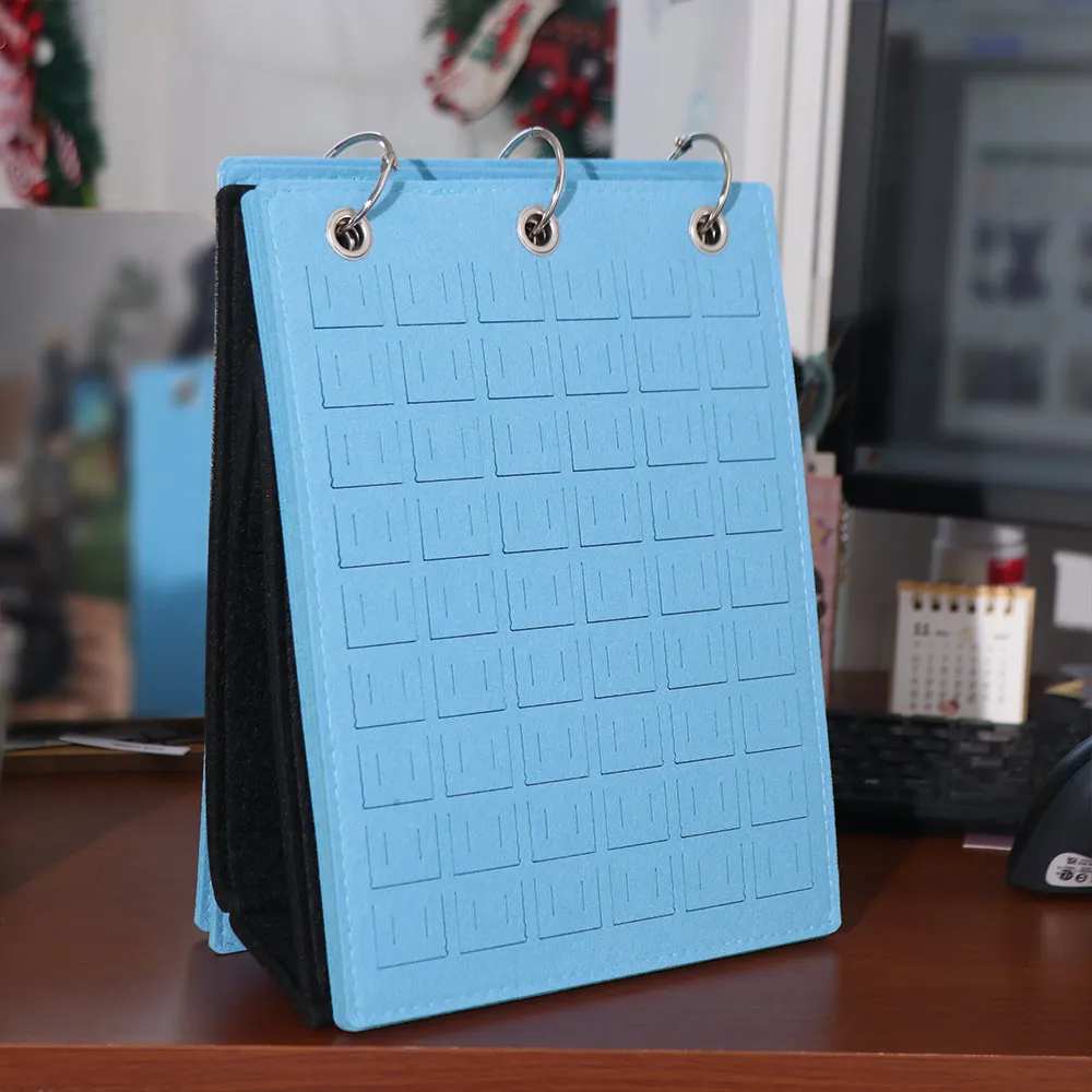 

Felt Pin Display Stand Flip Top Large Capacity Shoe Charm Holder Foldable 3-Ring Pin Storage Binder Pin Collection Storage