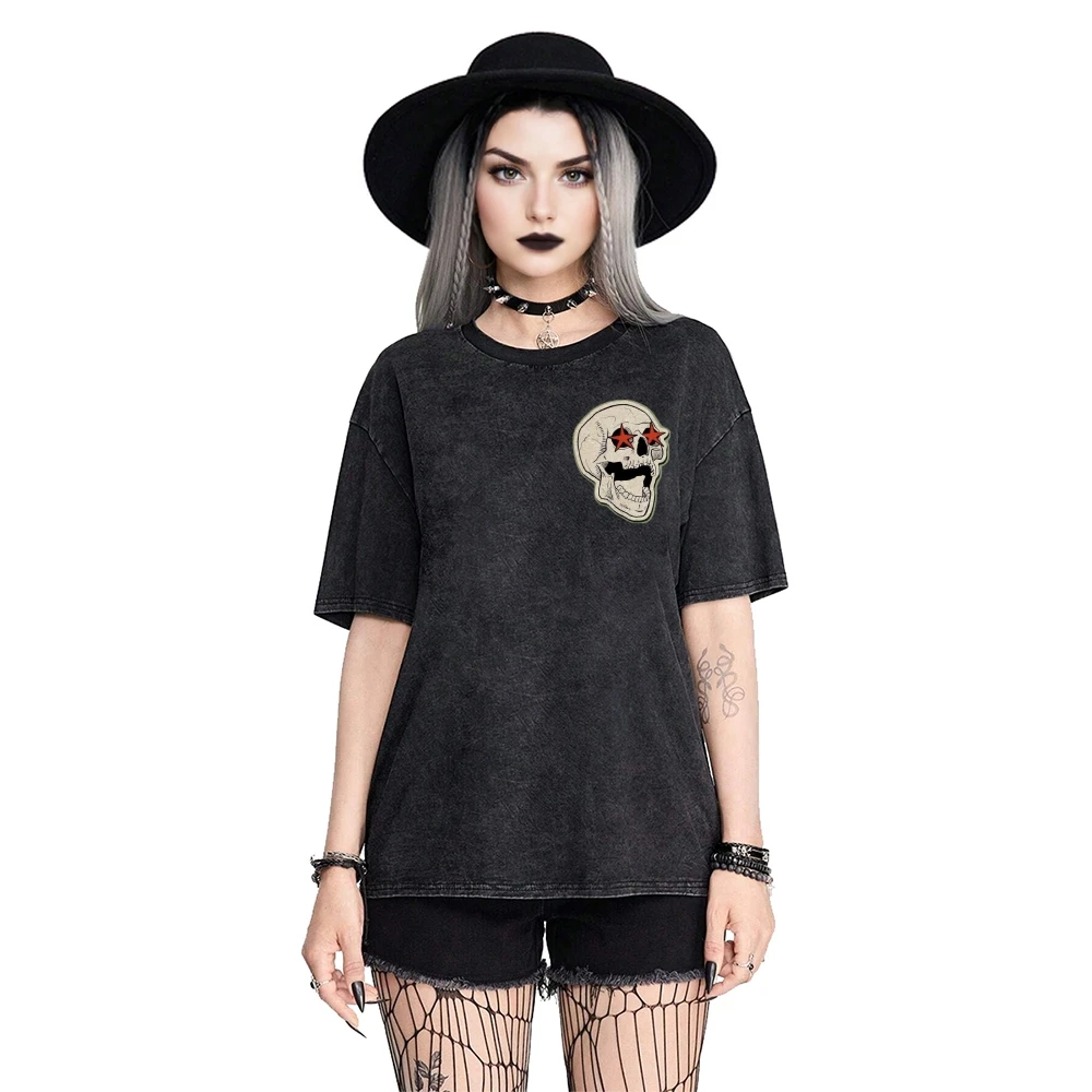 

Женская винтажная потертая черная футболка с графическим принтом черепа, уличная одежда большого размера в стиле гранж, эстетический топ с коротким рукавом, повседневная мода
