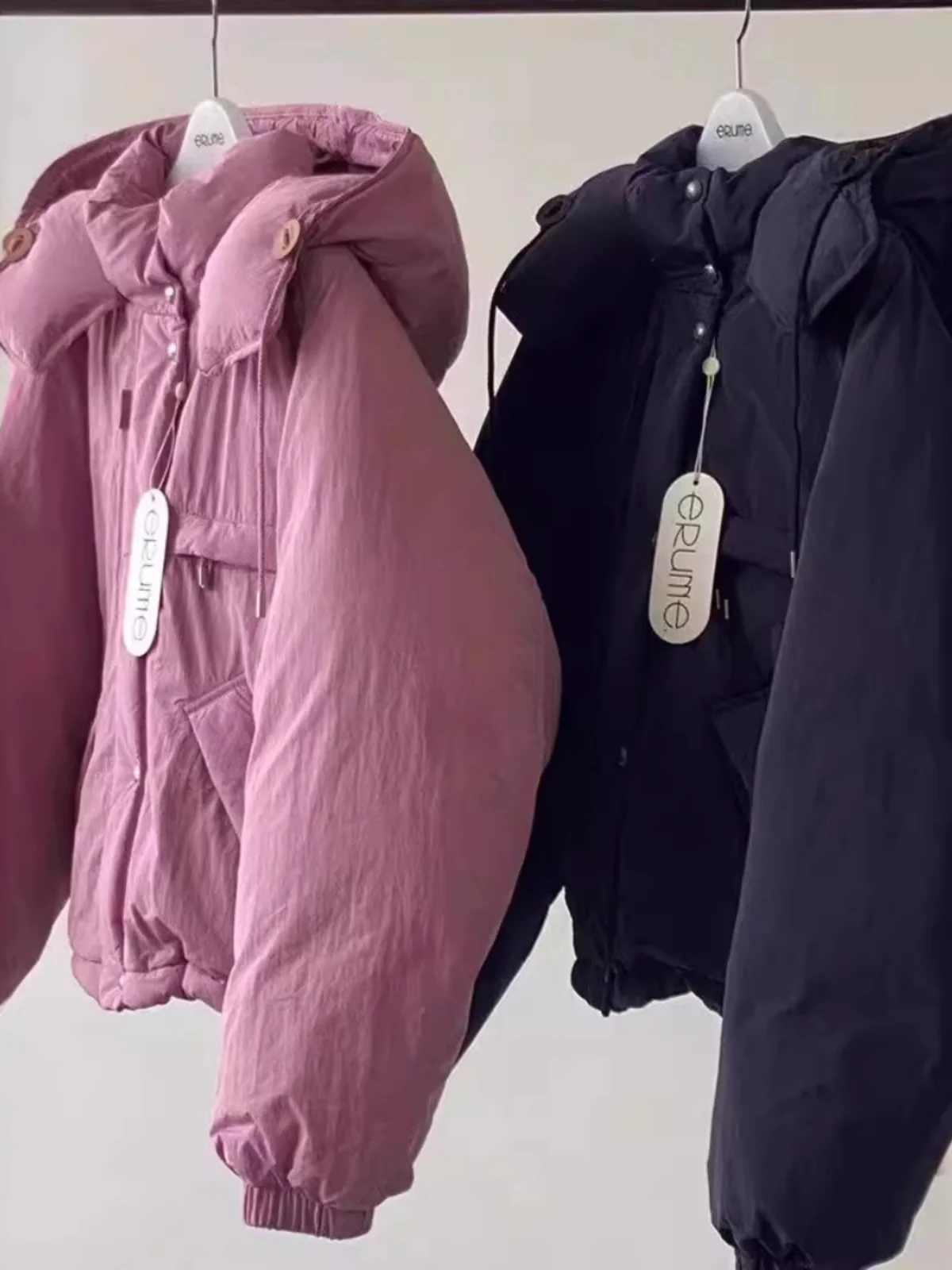 

Куртка-пуховик East Gate Erume 2024: Новая высококачественная теплая женская свободная верхняя одежда с капюшоном и наполнителем из гусиного пуха