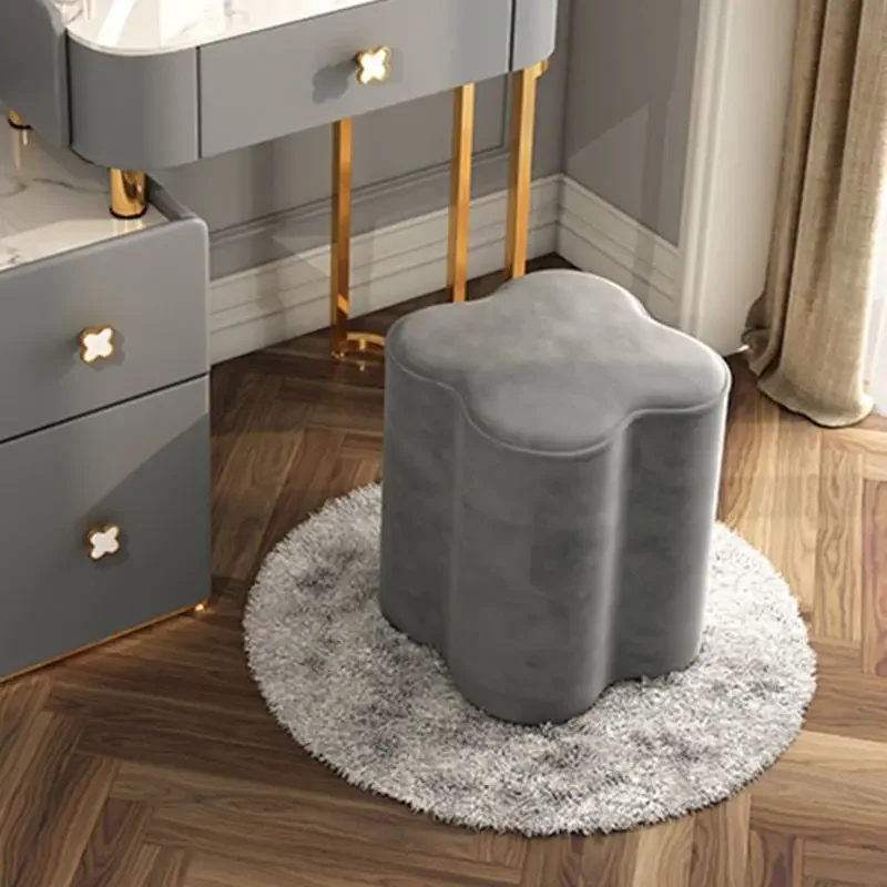 

Makeup Stool Household Dresser Stool Modern Living Room Luxury Vanity Chair Simple Creative Nail Stools Ottomans Bench Furniture