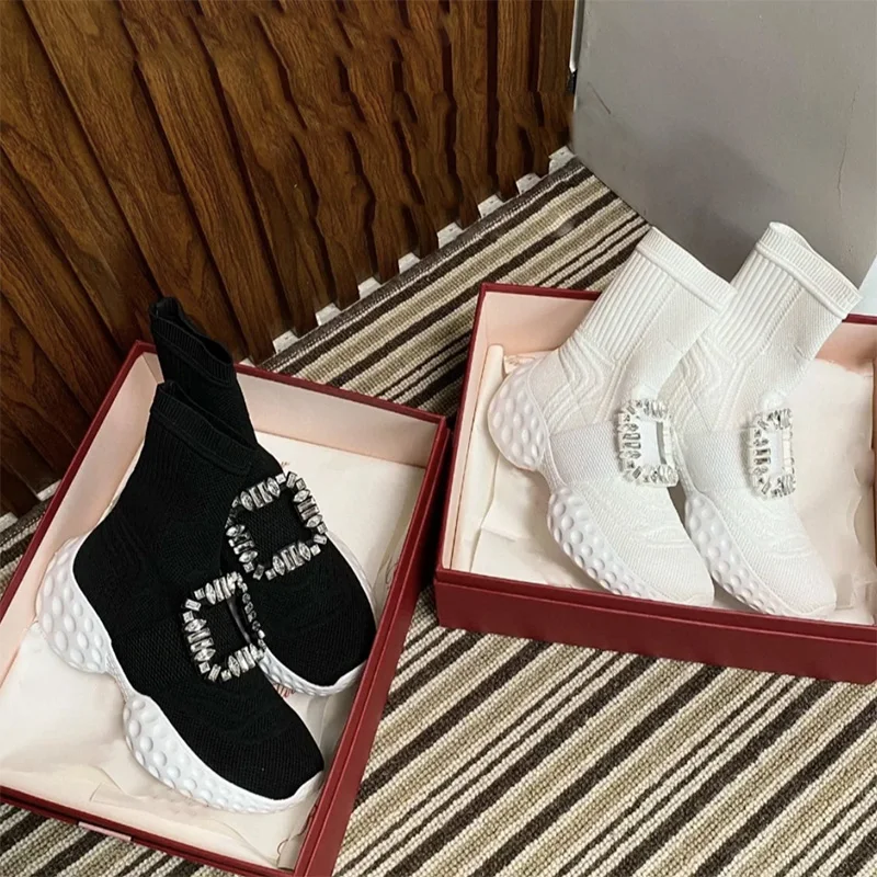 

Кожаные вязаные эластичные ботинки. Белые повседневные спортивные женские ботинки до середины икры. Весенние ботинки со стразами. Квадратные ботинки для автофургонов.