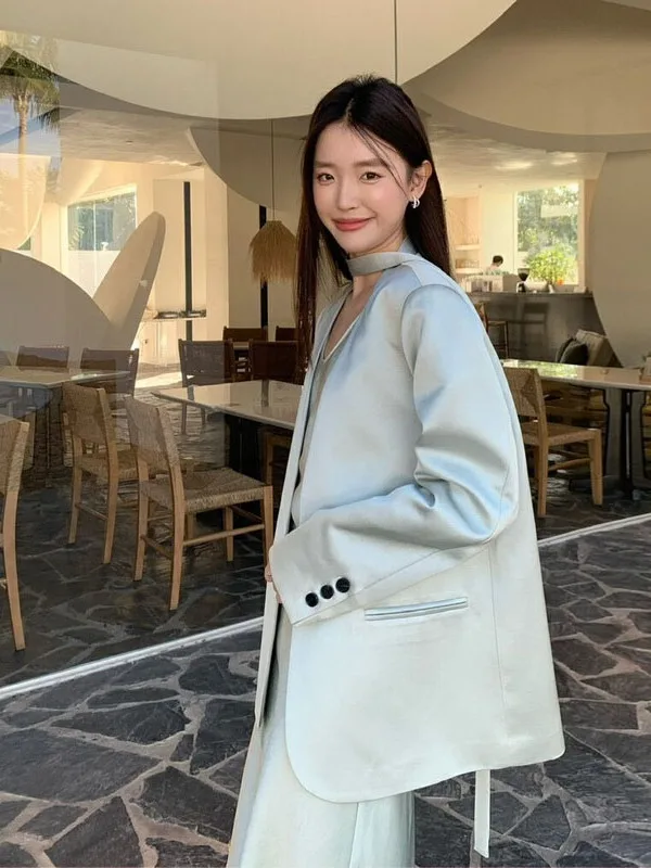 

Elegant V-Neck Sleeveless Long- Sleeve Commute Style Suit Jacket Loose Fit Trendy Sash Design High-End Feel Spring 2025 New A...