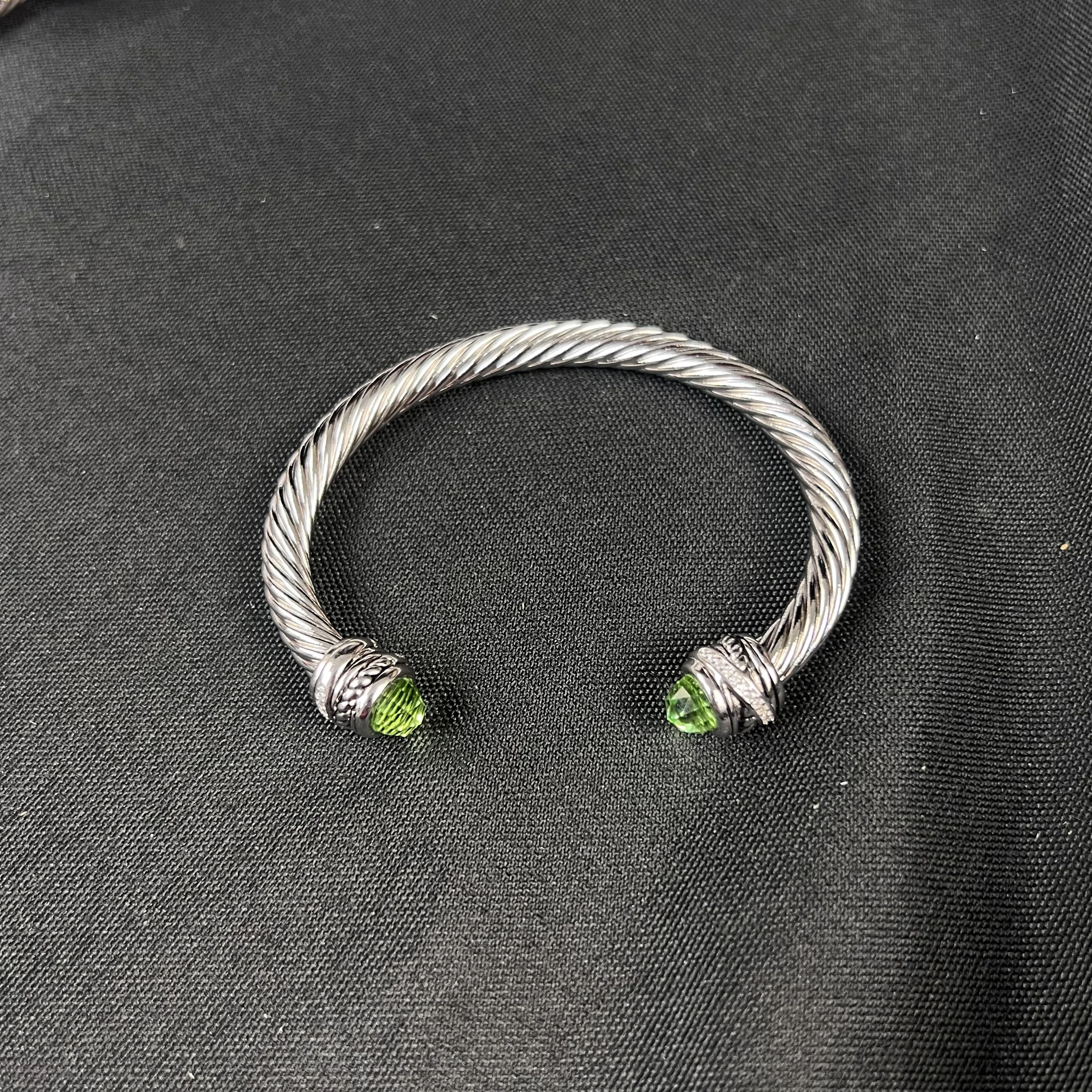 S925 الفضة الاسترليني الجديدة 7 مللي متر الدورية رئيس كريستال الحفر سوار محايد موضة الاتجاه الرجعية الكلاسيكية شخصية المجوهرات الفاخرة