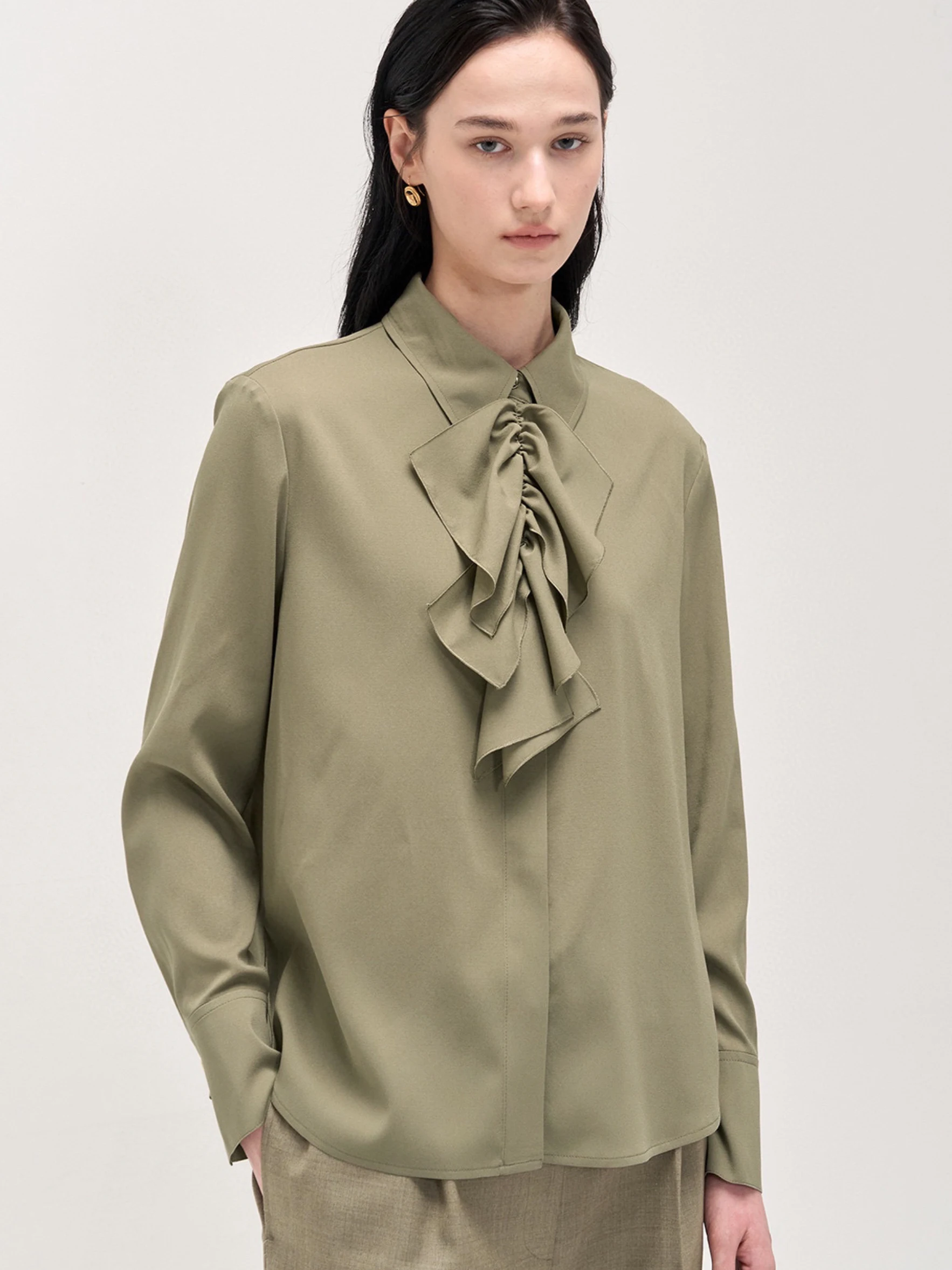 

Ele Commute Long Sve irt Simple Collar Knot Small Top Straight Cut Thin Fabric for Women in Their 20s to 50s