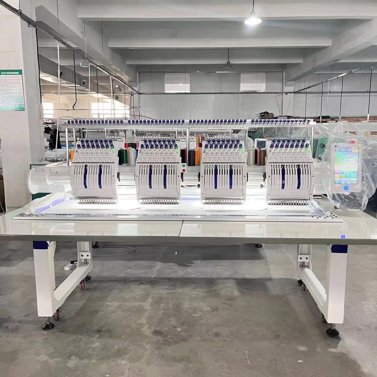 Yeshi Multifunctional 5 Years Warranty Multi Needles Four Heads Computerized Embroidery Machine for Clothes
