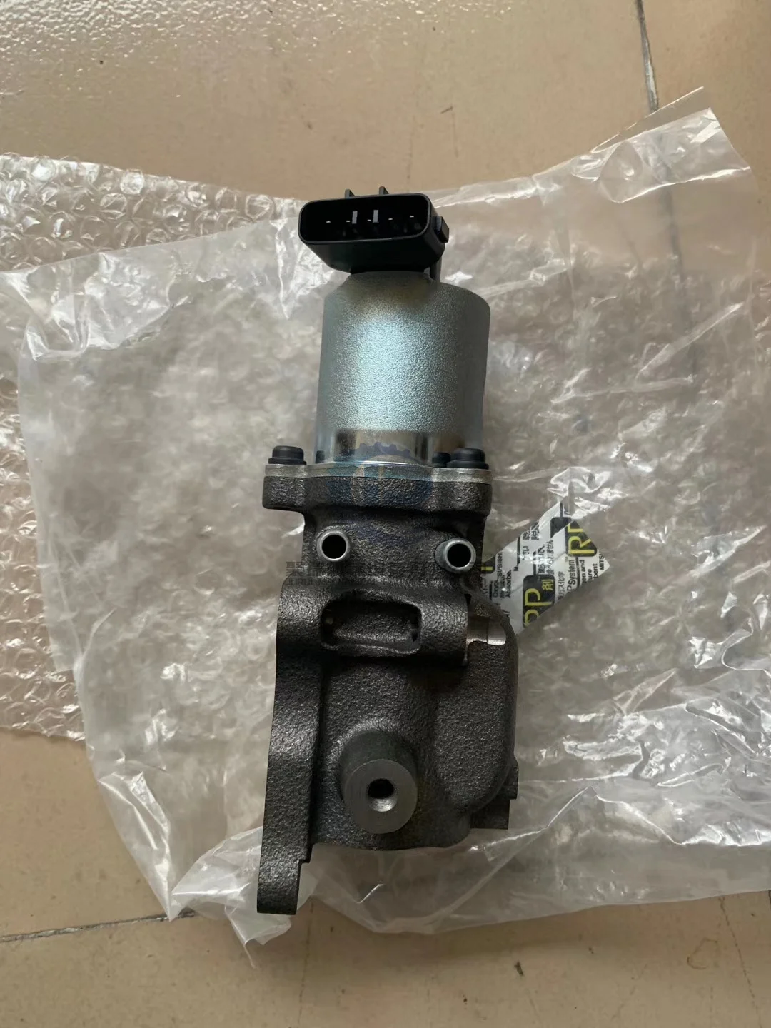 VH25620E0130 VH25620E0133 EGR Valve Assy For J05E Engine Kobelco SK200-8 SK210LC-8 SK250-8 Excavator Parts