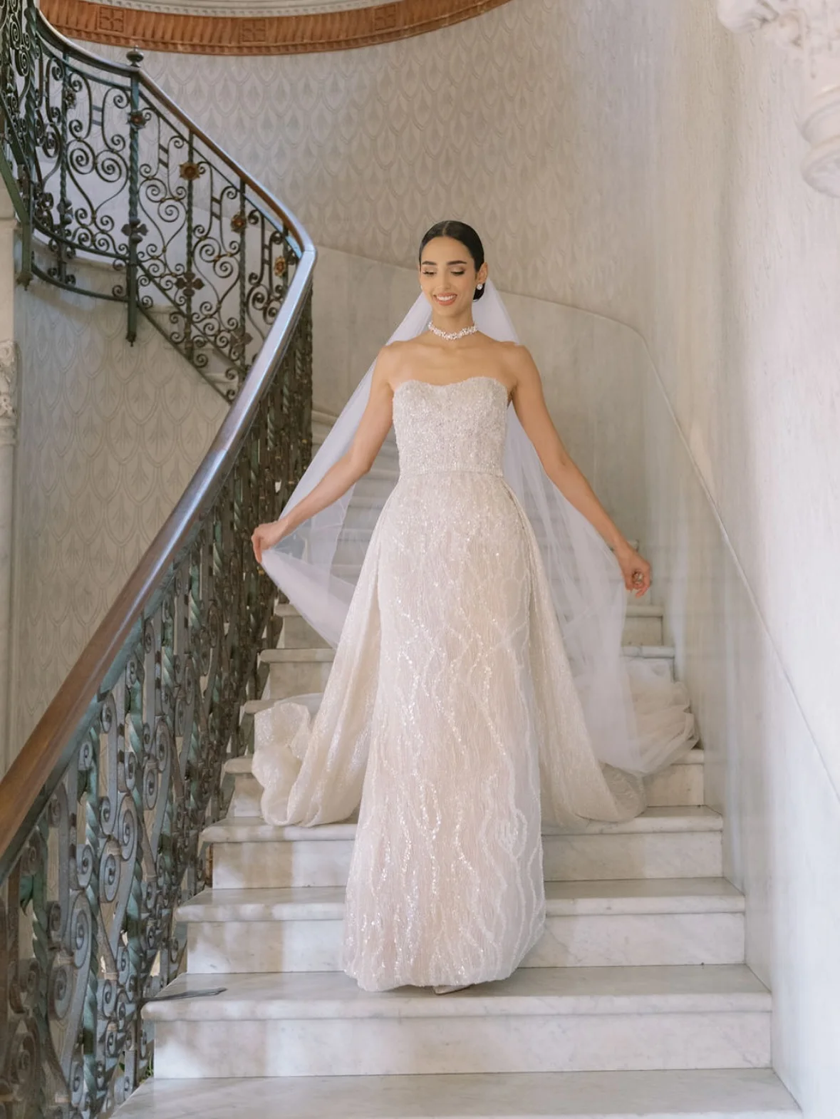 

Customized Elegant Mermaid Wedding Dress Strapless Sweetheart Beaded Lace Detachable Overskirt Bridal Gown Vestidos De Novia