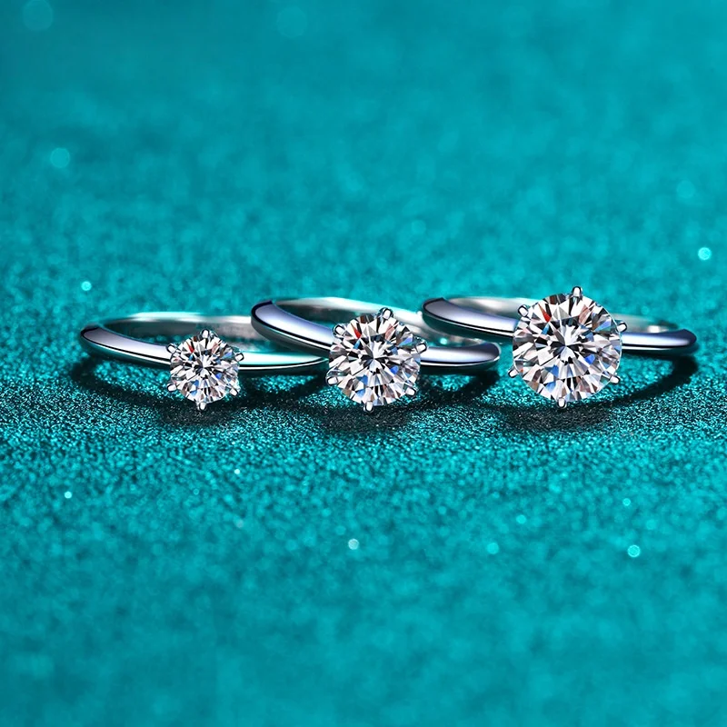 

925 Sterling Silver Luxury Rings for Women 0.5/1/2/3/5 Carat Moissanite Diamond Ring Classic Four Claws Wedding Jewelry