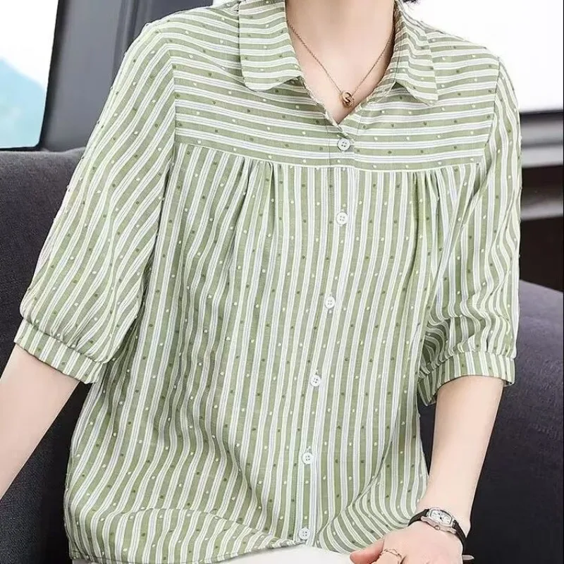 

2023 Spring and Summer Women's Polo Collar Button Cover Head 1/3 Sleeve Striped Mid Length Shirt Fashion Commuter Casual Tops