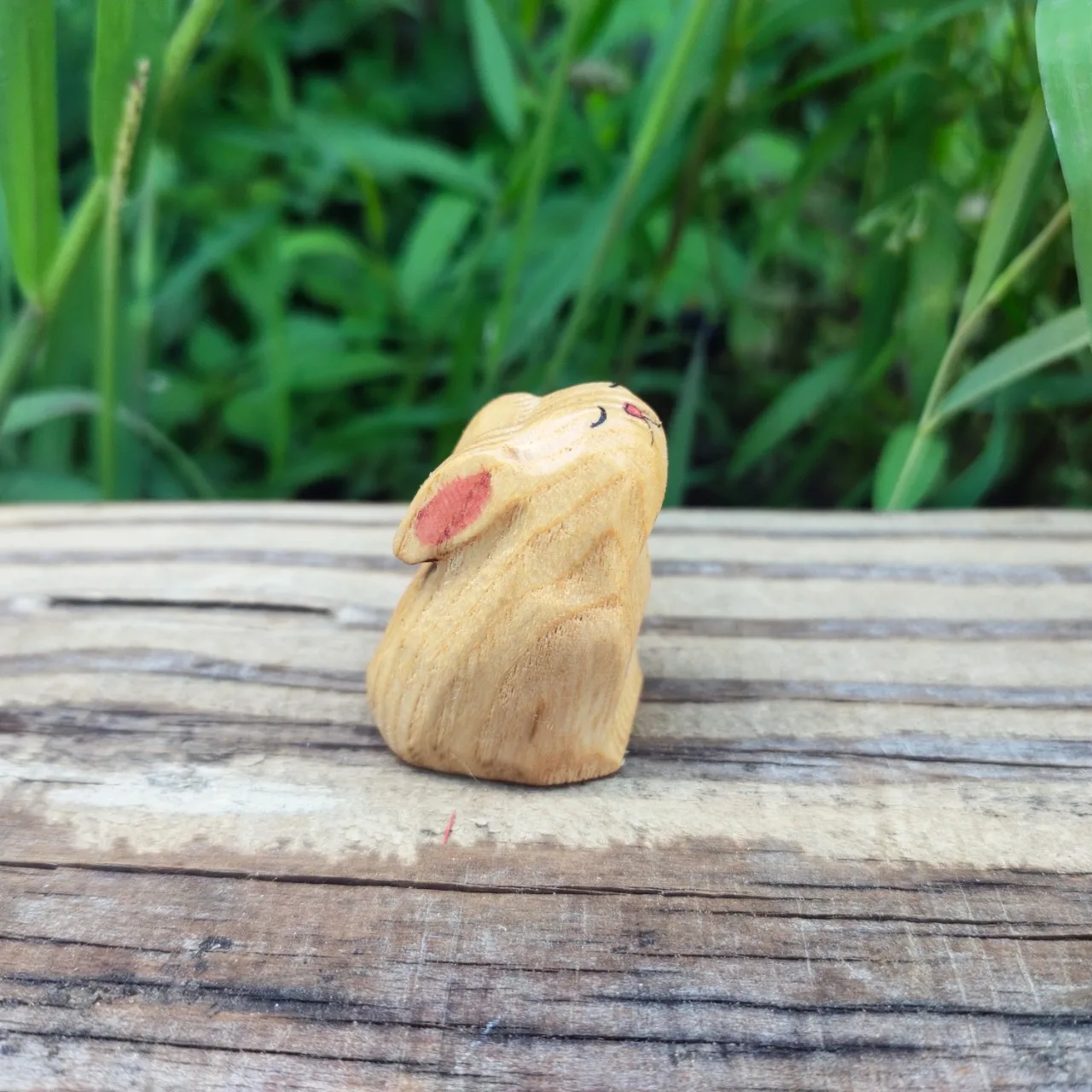 Wooden Rabbit Handcarved Desk Accessories Mini Cute Desktop Gift Home Decoration