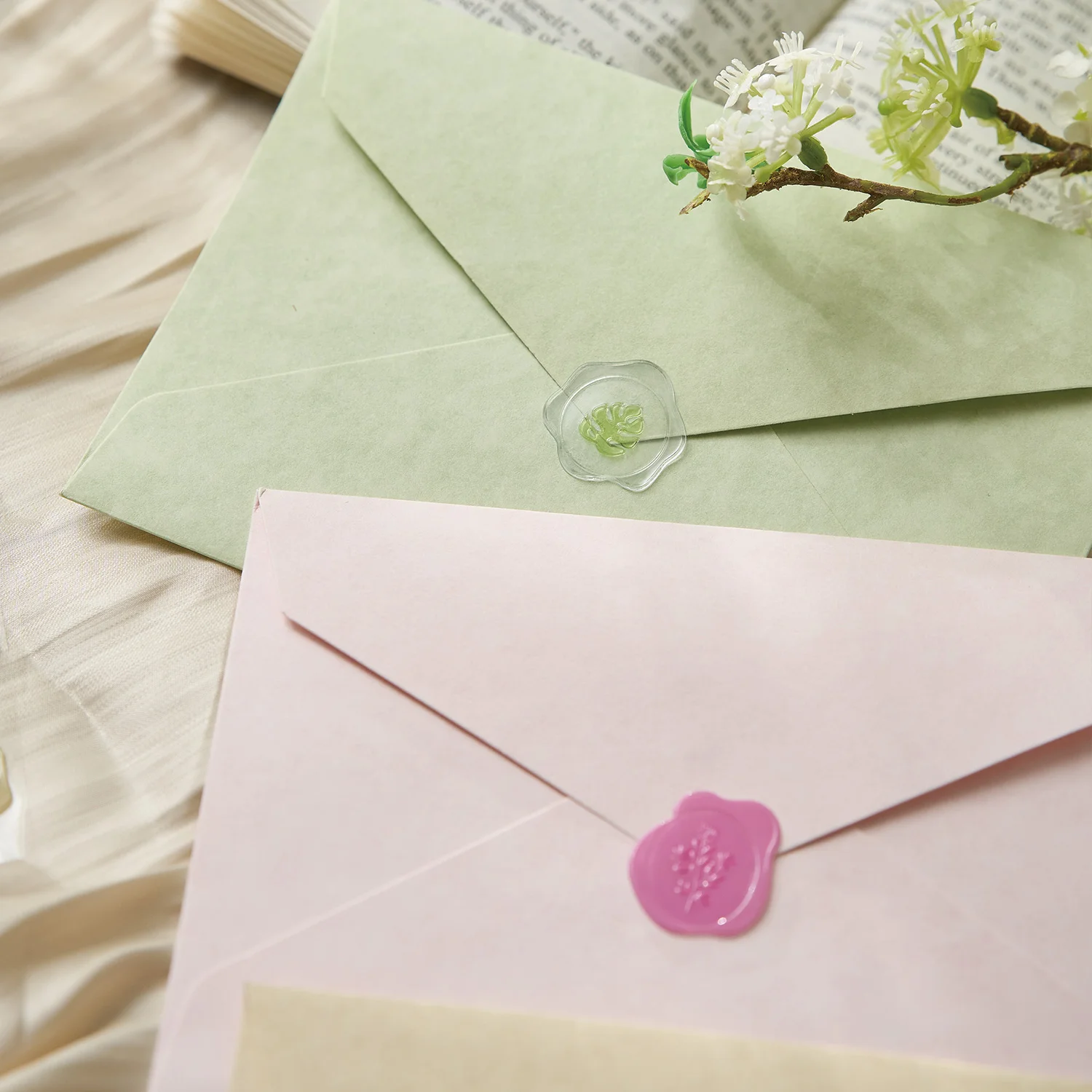 15pcs Retro Romantic Art Droplet Fire Paint Seal Sticker Creative Decor DIY Junk Journal Scrapbook Envelope Cute Sealing Sticker