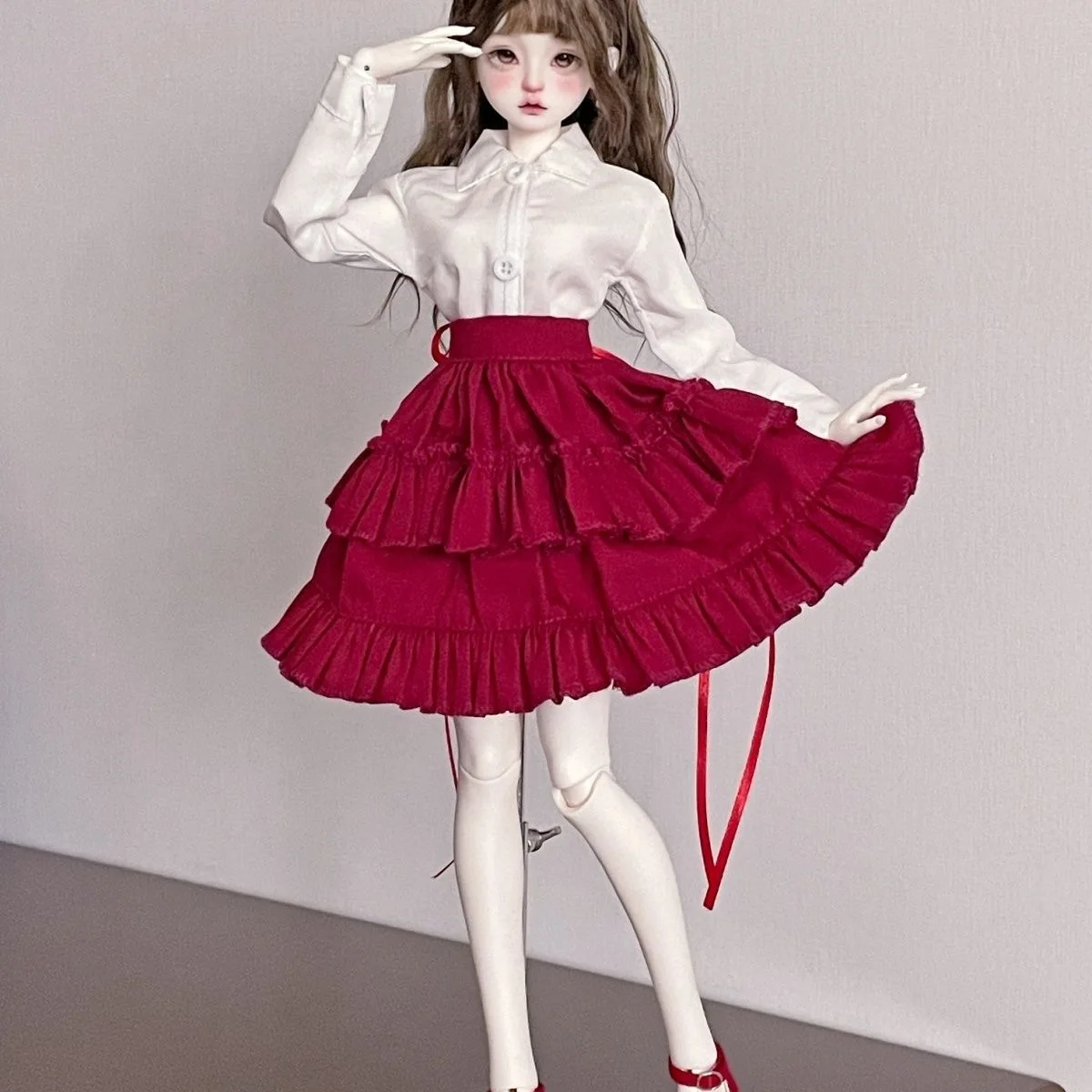 ملابس دمى BJD مناسبة لمقاس 1/4، تنورة قميص لطيفة، ملحقات الدمية (نقطتان)