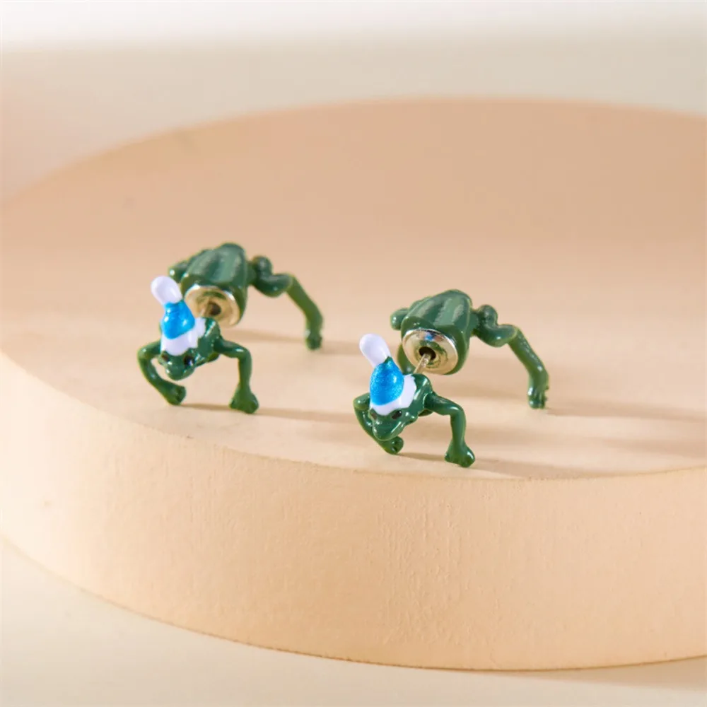 

New Resin Frog Earrings Waterproof Cute Hip Hop Ear Studs DIY Jewelry Alloy Rock Ear Decoration Women