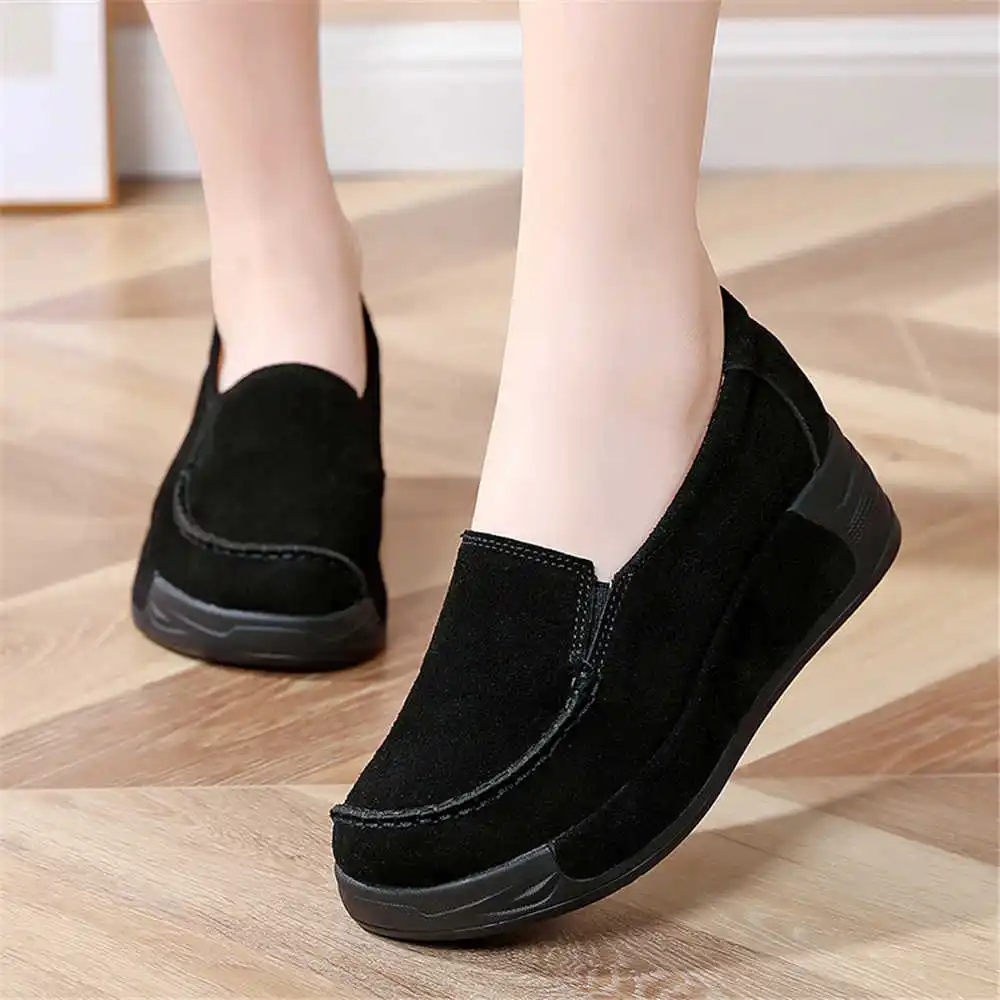 

Slip-ons Number 35 Tenis New Fast Pro Walking Designer Woman Sneakers Women Golf Shoes Popular Sport Super Offers Basket