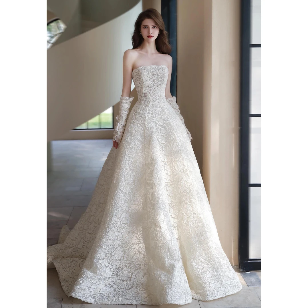 

Ivory Lace Wedding Dress High Waist Plus Size Wedding Dresses Bridal Gowns Strapless Zipper Back Sweep Train