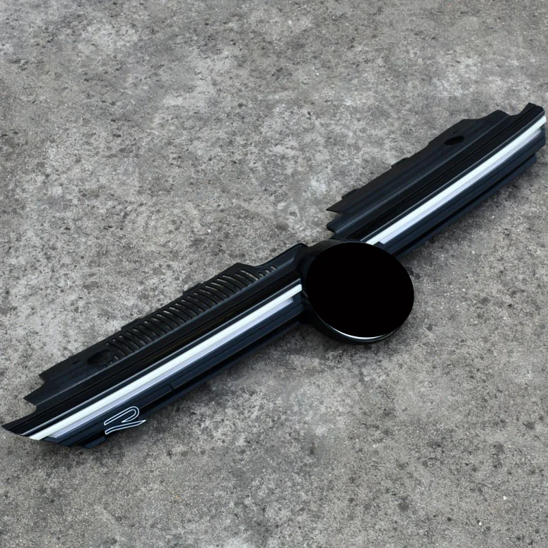 High Quality Front Grille Light Grille Penetration Dynamic LED Light For Glof 8