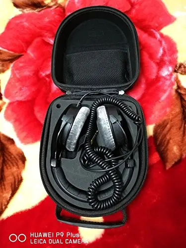 Headphone Suitcase for Razer Kraken 7.1 Chroma V2 & ManO'War Wireless 7.1 Surround Gaming Headset Kraken Pro V2 Earmuff (Box)