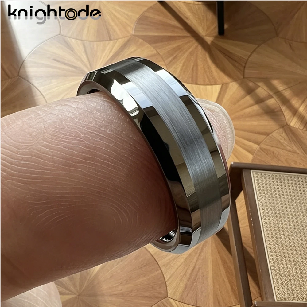 High Quality 6mm 8mm MinimalistWedding Band Tungsten Carbide Engagement Ring with Center Brushed Bevel Edges And Polished Finish