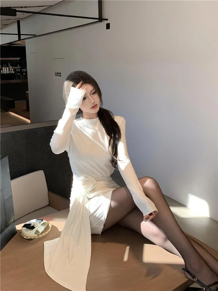 Temperamento flor Irregular Mini vestido mujeres 2025 nuevo sólido manga larga Slim Fit pliegues Vestidos de fiesta Vestidos atractivos