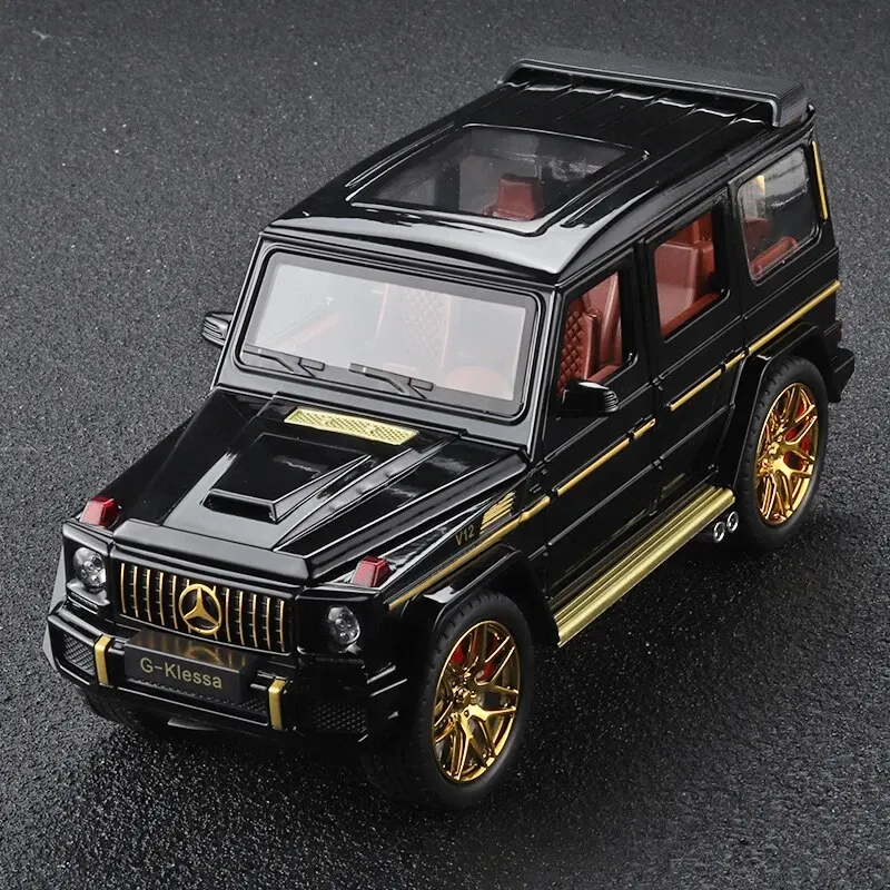 1:24 Model Car AMG Models Zinc Alloy Pull Back Toys Cars Vehicles With Sound and Light AMG Collection For Kids Boys Girls Gifts