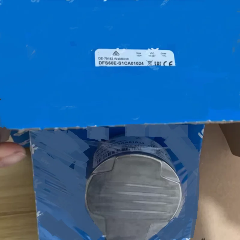 Nomor item DFS60E-S1CA01024 baru 1037575