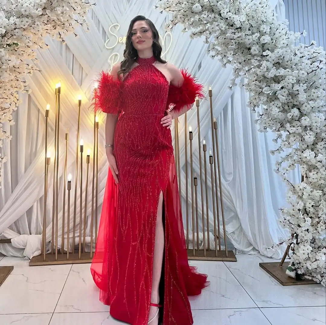 Vestidos de noche rojos glamorosos Lentejuelas brillantes Vestidos de fiesta de plumas de lujo Vestidos de invitados de boda personalizados hasta el suelo encantadores