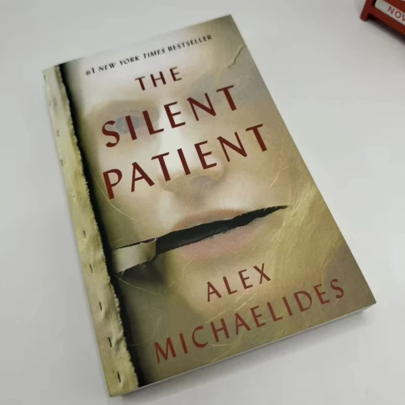 المريض الصامت بقلم Alex Michaelides Paperback رواية إنجليزية الأكثر مبيعًا كتاب Libros