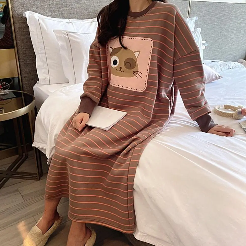 

Beautiful Summer Nightdress Comfortable Homewear Friendly to Skin Stripes Pattern Lady Night Robe