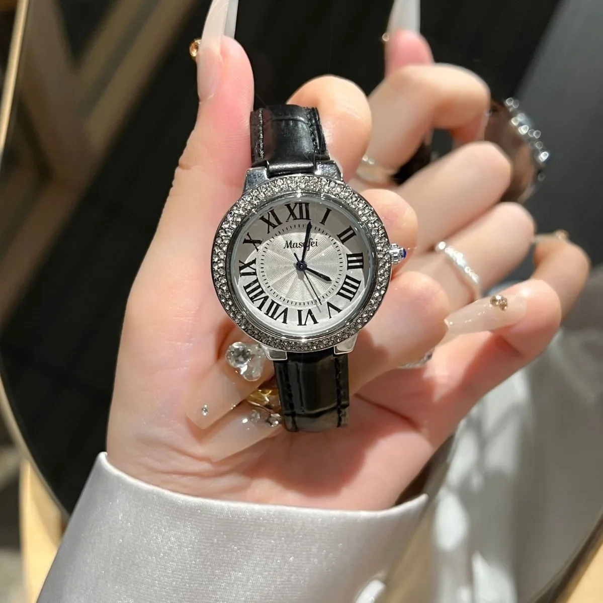 Luxury Brand Watch New Balloon Diamond-encrusted Outer Ring Steel Belt Waterproof Ladies Quartz Watch Roman Numeral Dial