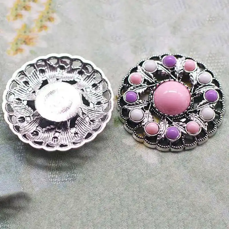 5PCS  35mm Alloy Embedded Imitation Turquoise round Flat Bottom Flower Tag Tibetan Ethnic Clothing Accessory Necklace Pendant