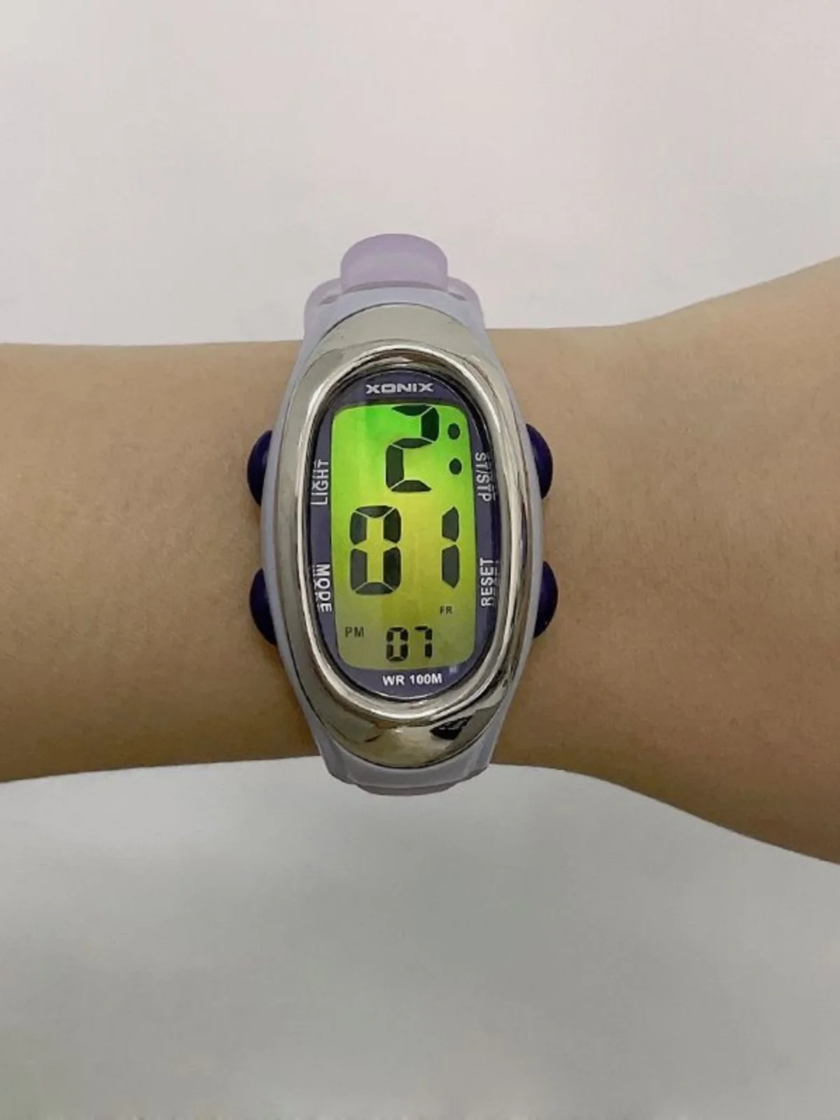 

New High-Quality Watch, Stylish And Trendy Multi-Functional Small Digital Watch For Men And Women, Sports Watch For Women.