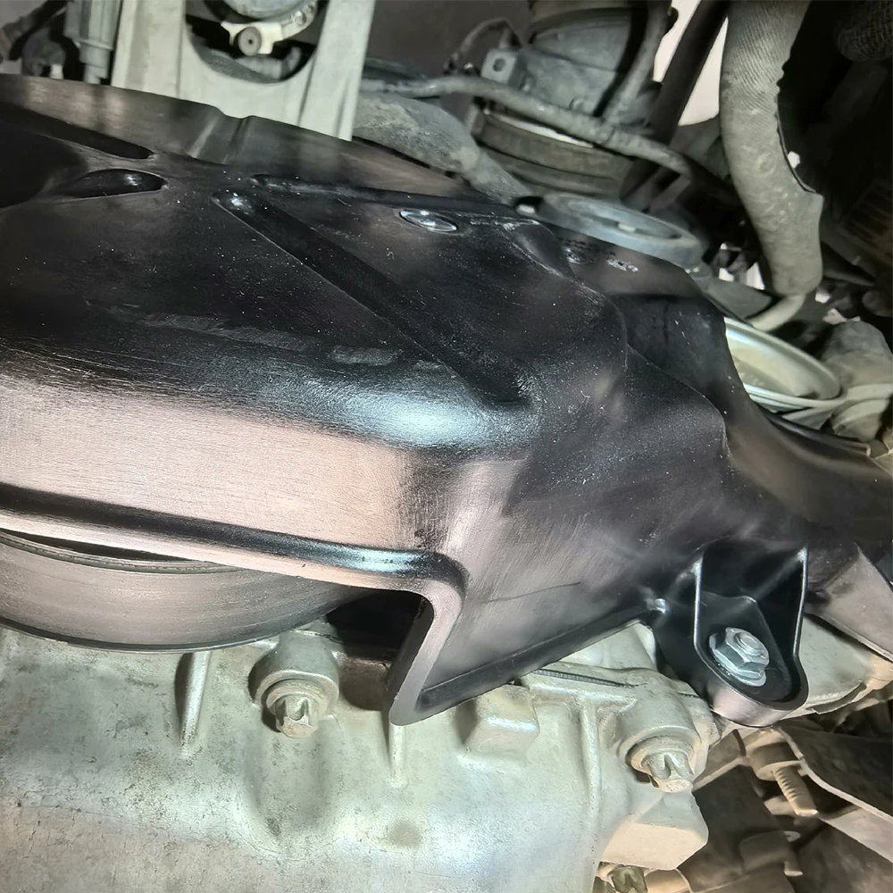 เครื่องยนต์ด้านหน้าหลักซีลสําหรับรถจี๊ป JL JT 4XE 2.0T รถอุปกรณ์เสริม LANTSUN JL1330