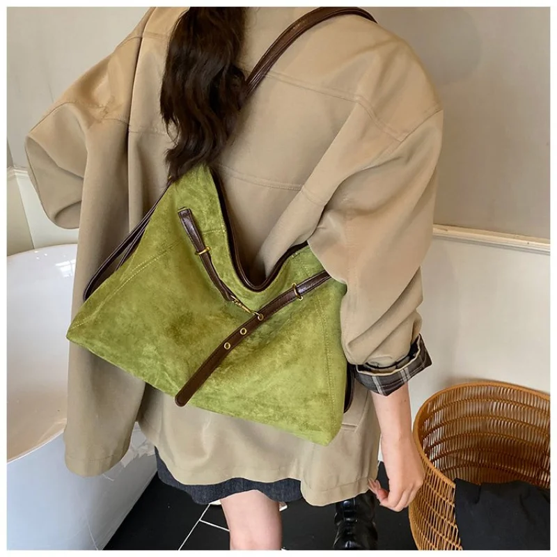 

Fashionable Leather Women's Messenger Bag Luxury Brand Classic Elegant Trendy Design Commuter Daily Vintage Bag​