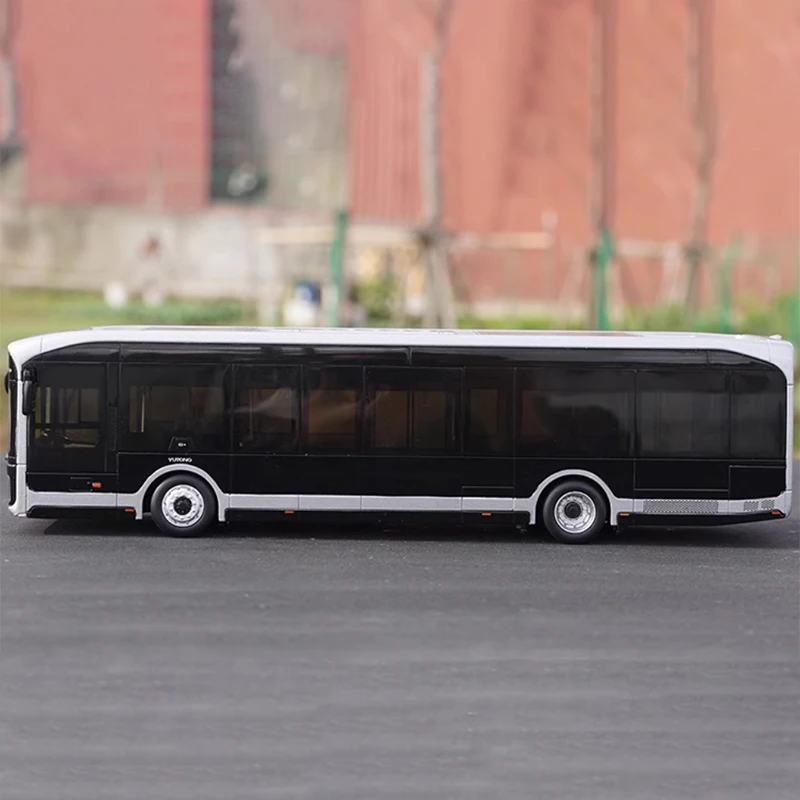YUTONG バス 1/42 スケールモデルミニバス 1:42 Black Overseas Edition Diecast Yutong U12 City Bus Model
