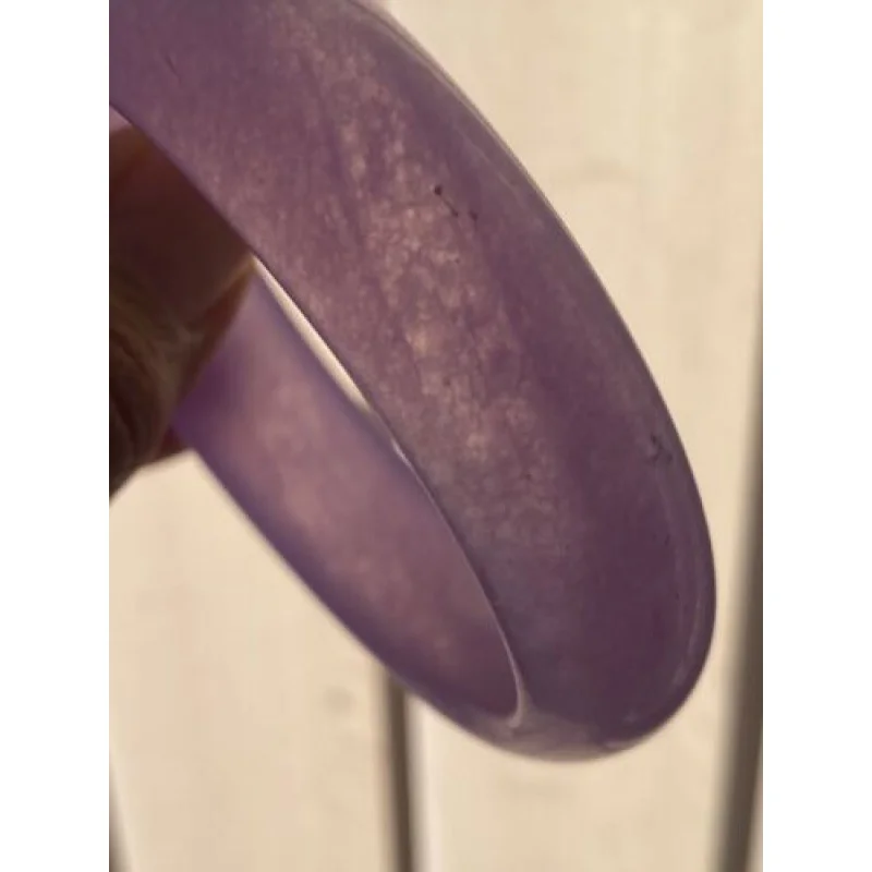 Amazing lavender jade ladies bangle