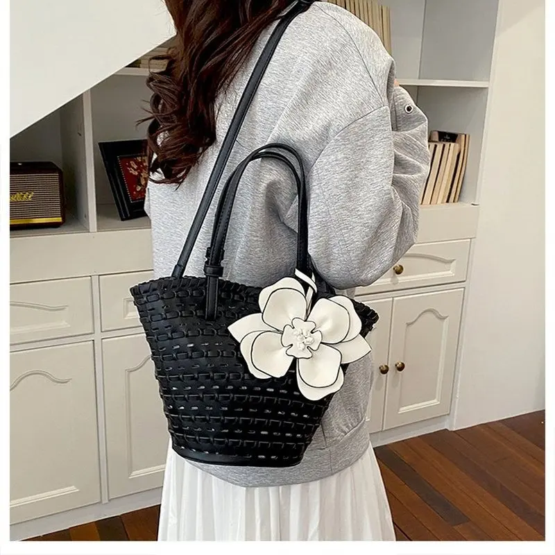 Woven Leather Look Tote Bag for Women Red Bucket Handbag with Large Black 3D Flower Retro Shoulder Purse Zipper Pouch Daily