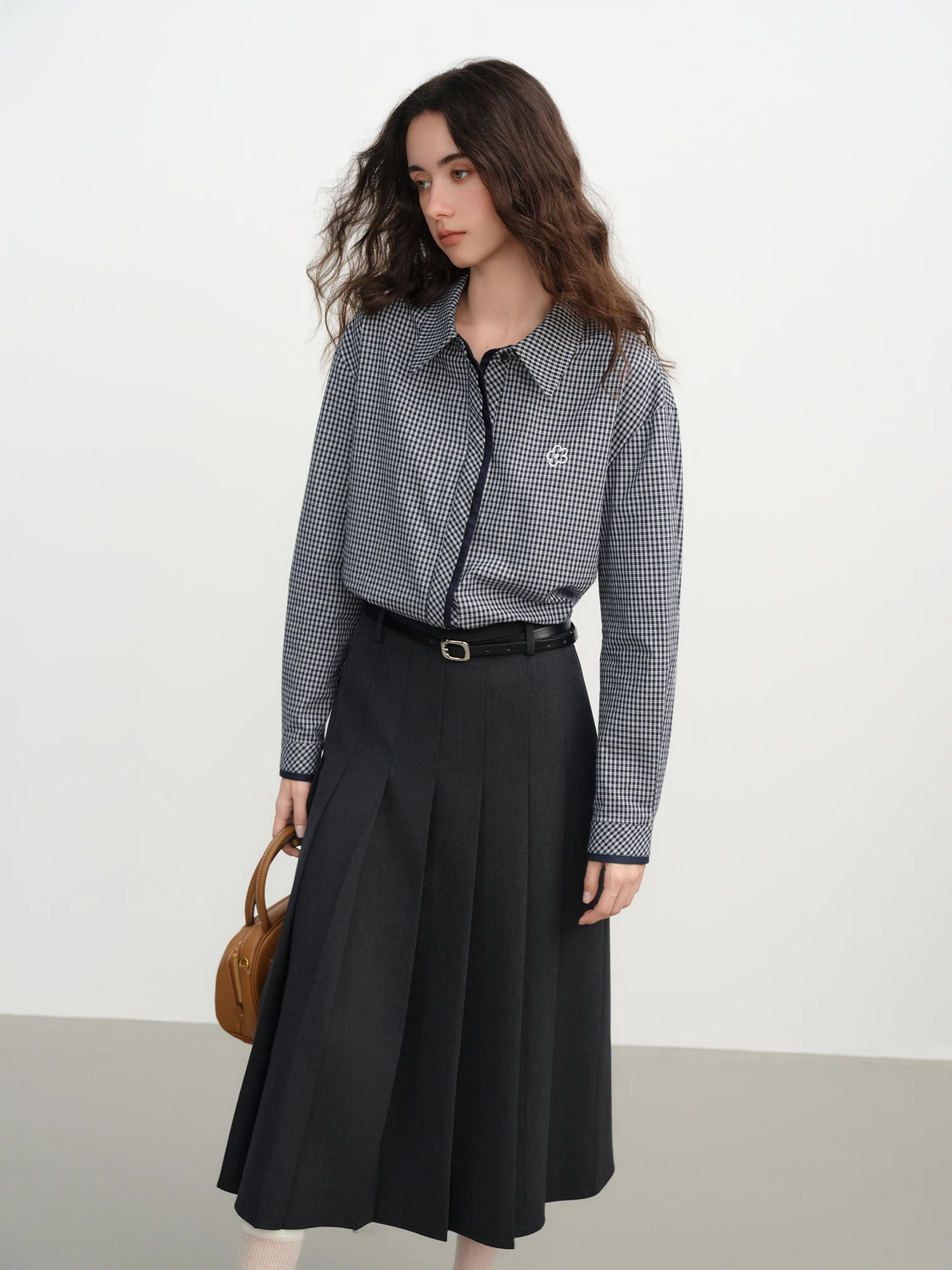 FSLE Camicia a quadri collegiale stile coreano Donna Autunno Inverno 2025 Nuovo design Capispalla con camicia da donna allentata casual slim fit