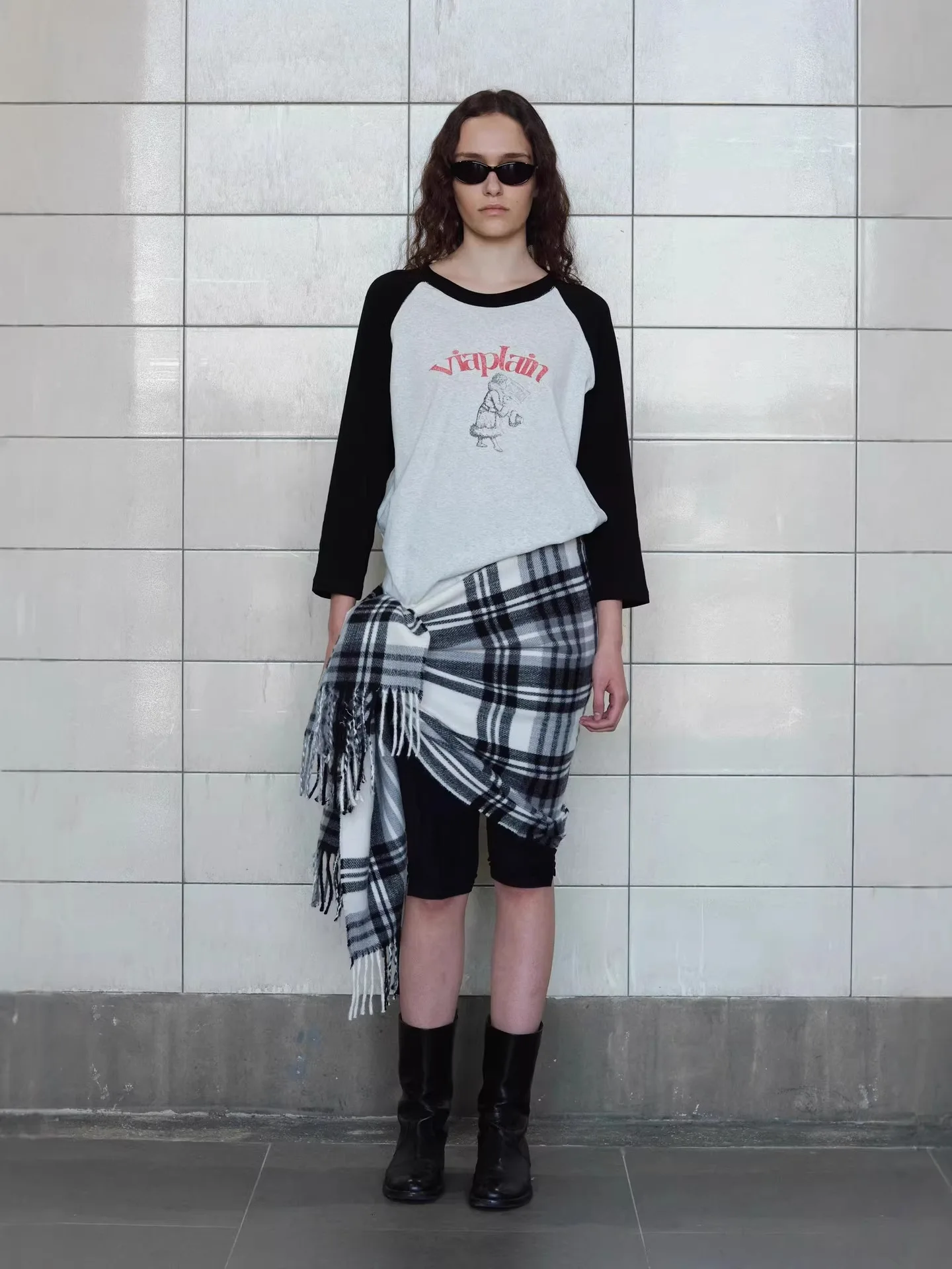 

Ретро-футболка с длинным рукавом и принтом на плечах, круглый вырез, мультяшный дизайн, хлопок, женская, модная, для повседневной носки, стандартный крой