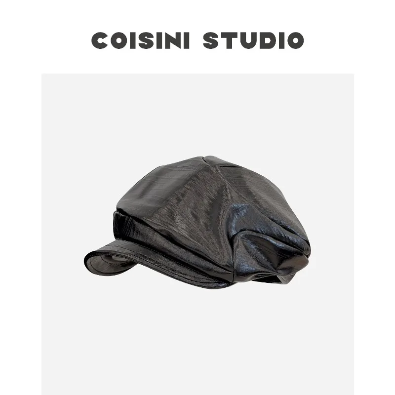 Japanischer dunkler Stil, unregelmäßig plissierte PU-Leder-Baskenmütze für Damen, Herbst, britische achteckige, personalisierte, weiche Schirmmütze im Newsboy-Stil – Detail 2