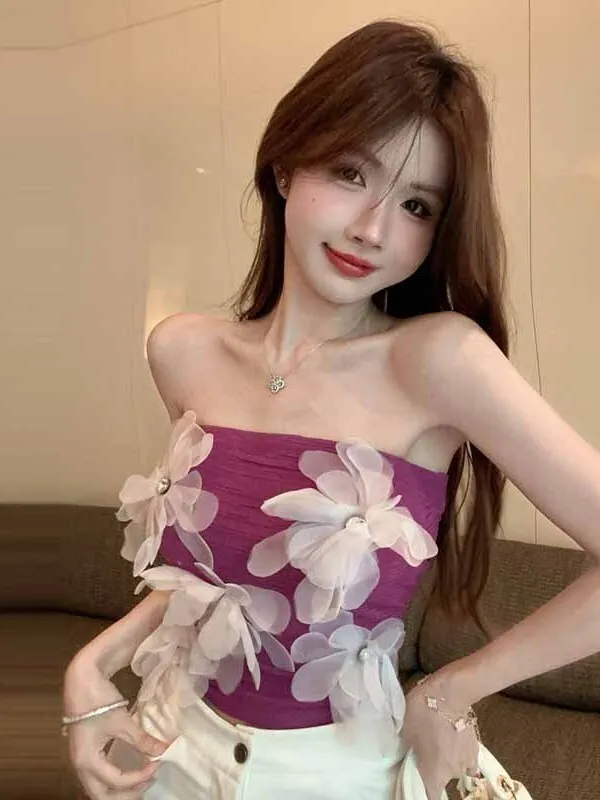 2024 Summer Sexy Flower Pleated Design Strapless Sling Vest Women Cinching Waist Solid Slim Leisure Versatile Short Top 6CA7