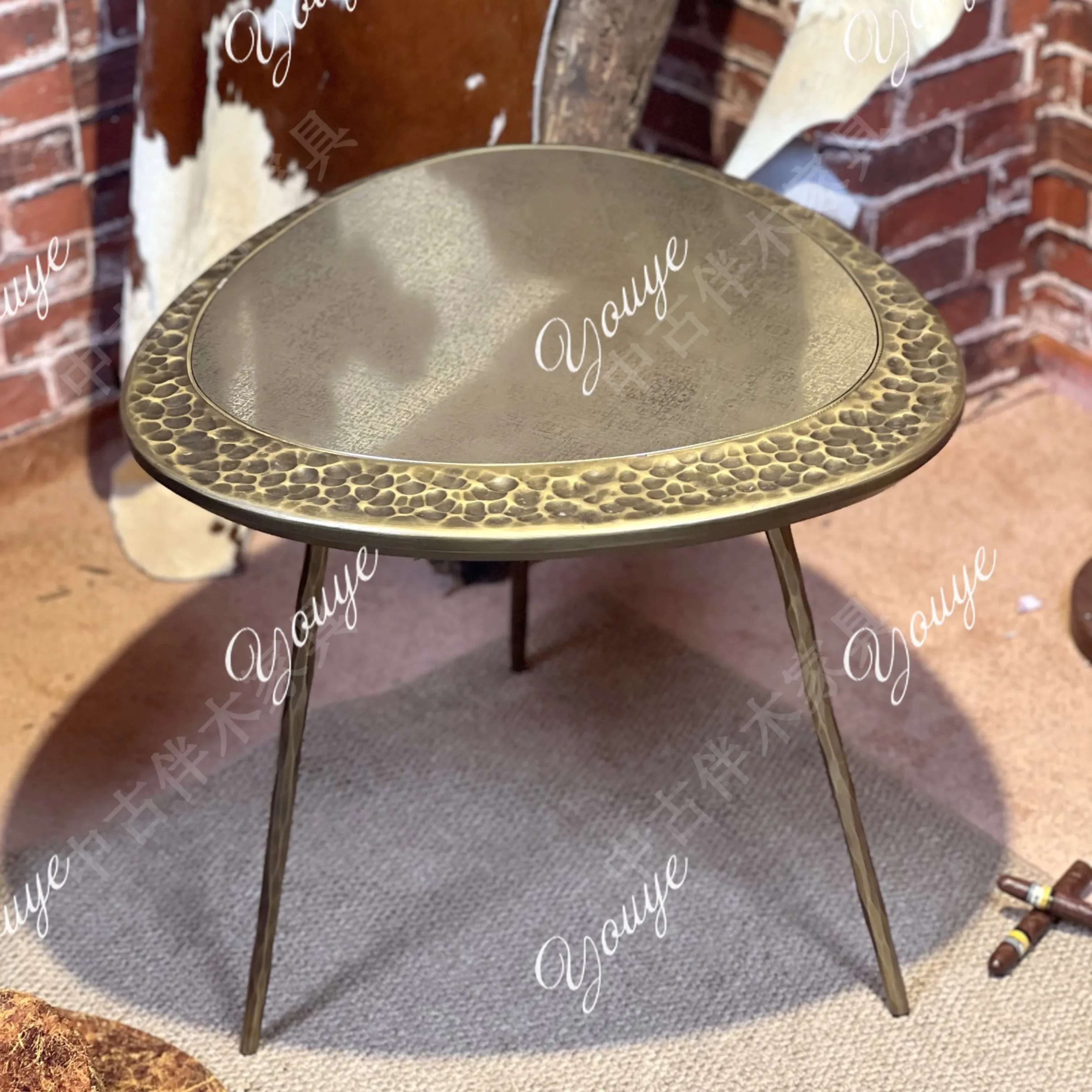 Q Forged solid wrought iron edge table retro sofa tea table solid wood engraved coffee table American high-end