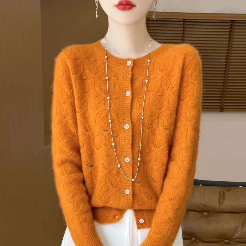 2024 Autumn And Winter New Round Neck Hollowed Out 100 Wool Knitted Cardigan Women\'s Versatile Coat Loose Casual Sweater DMR281