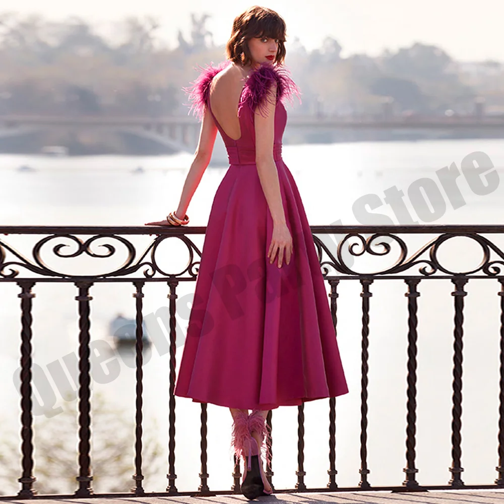 Mother of The Bride Dresses for Weddings Sexy V Neck Sleeveless Feathers A Line Satin Wedding Guest Gown Short Party 