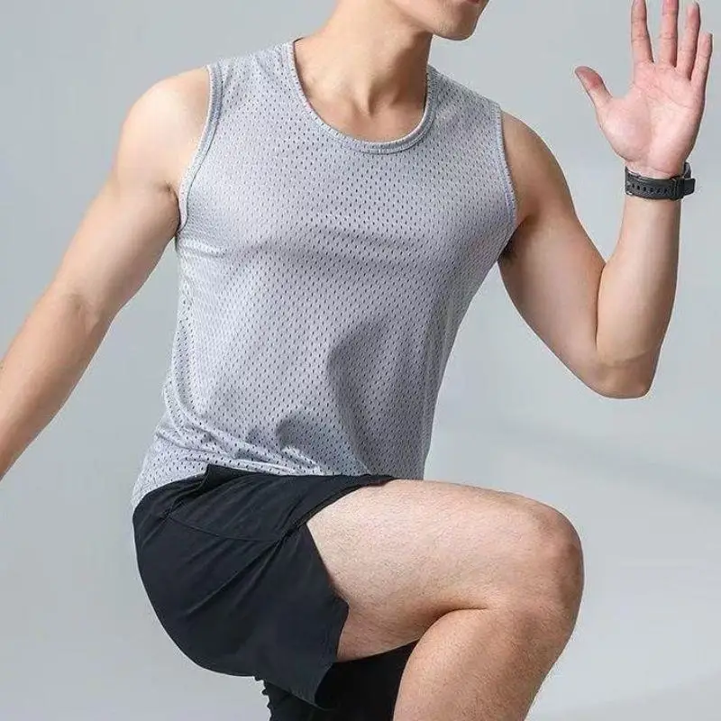 

Men Ice Silk Mesh Tank Tops Thin Breathable Sport T Shirts Gym Stringer Bodybuilding Sleeveless Fitness Vest Muscle Singlets