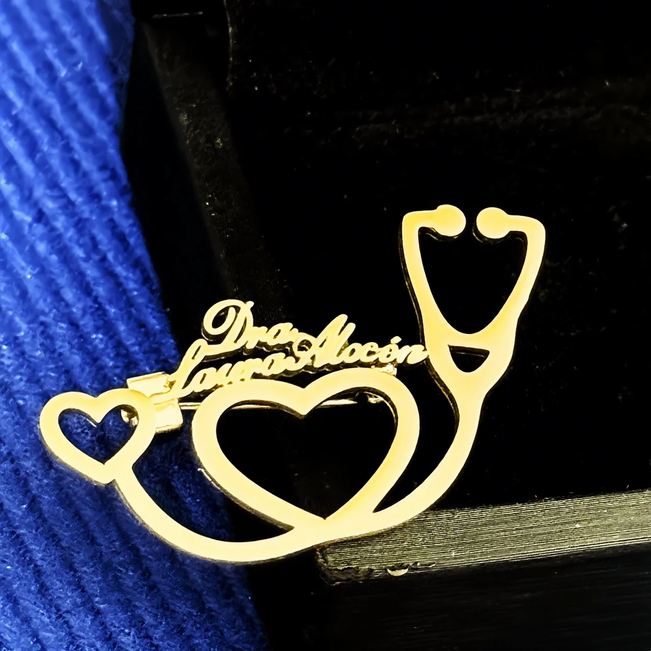 

Индивидуальное имя, булавка для стетоскопа, персонализированная брошь для врачей и медсестер, нержавеющая сталь, мужские и женские модные украшения, профессиональная булавка