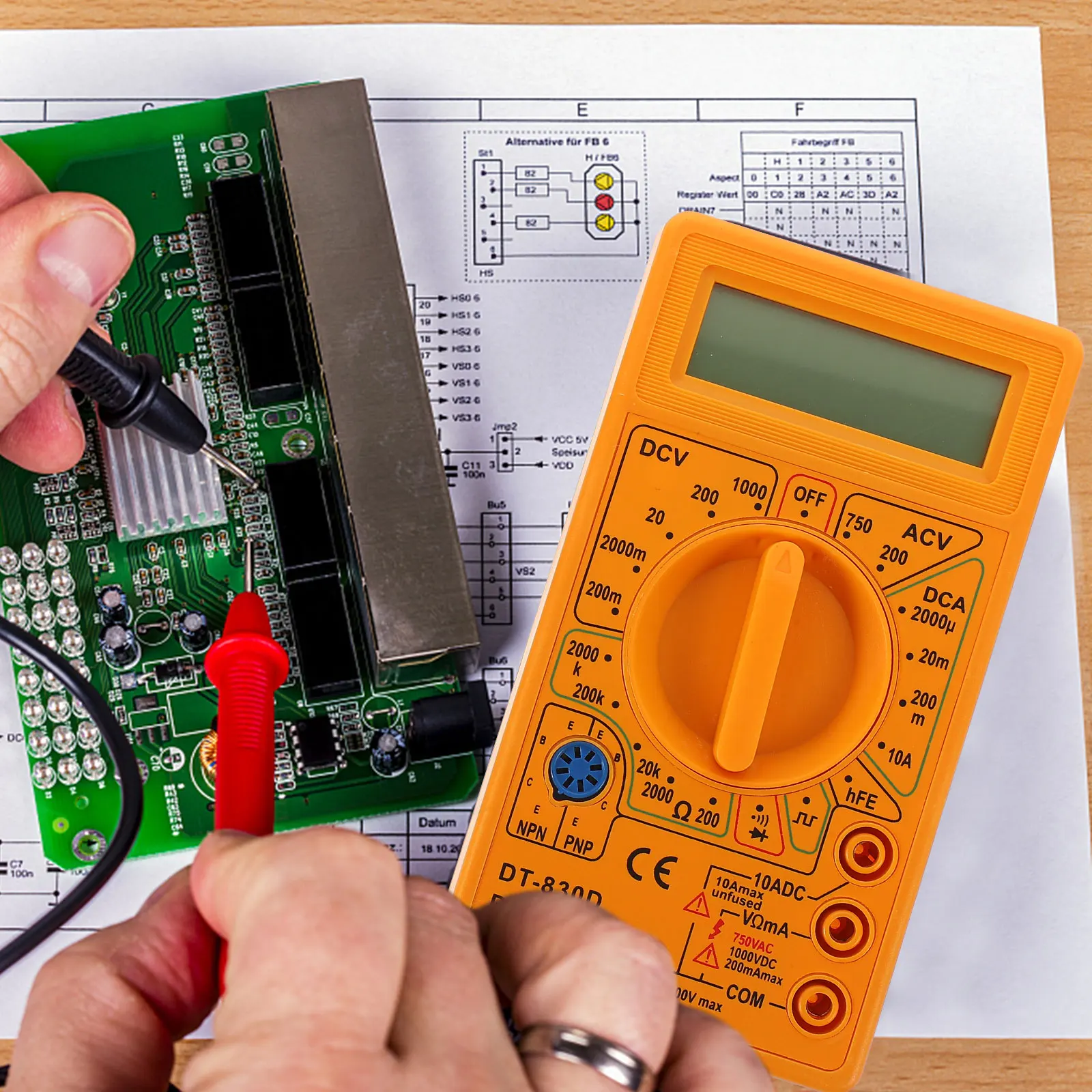 

Mini Digital Multimeter 3 1/2 LCD Display Indicator Double Fuse Diode Tester Continuity for School