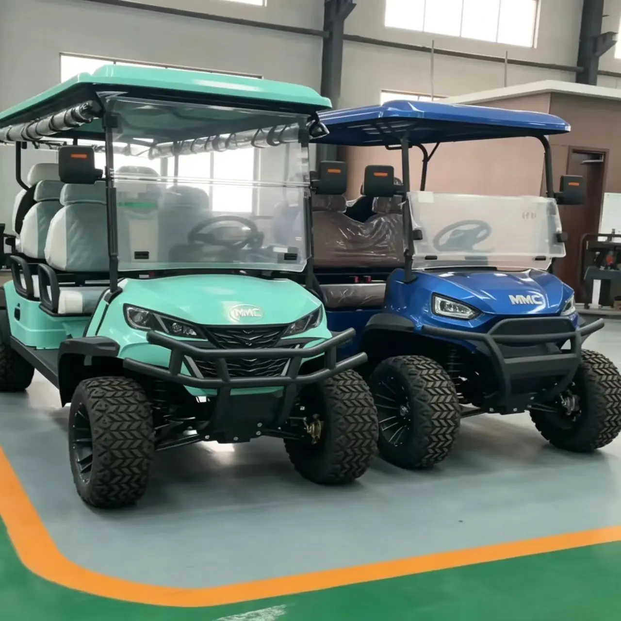 Hot Selling Custom 2 / 8 Seater Golf Cart 4000W/7000W 48v/72v Hunting Cart Maximum Speed 50km/H Super Torque Electric Golf Cart