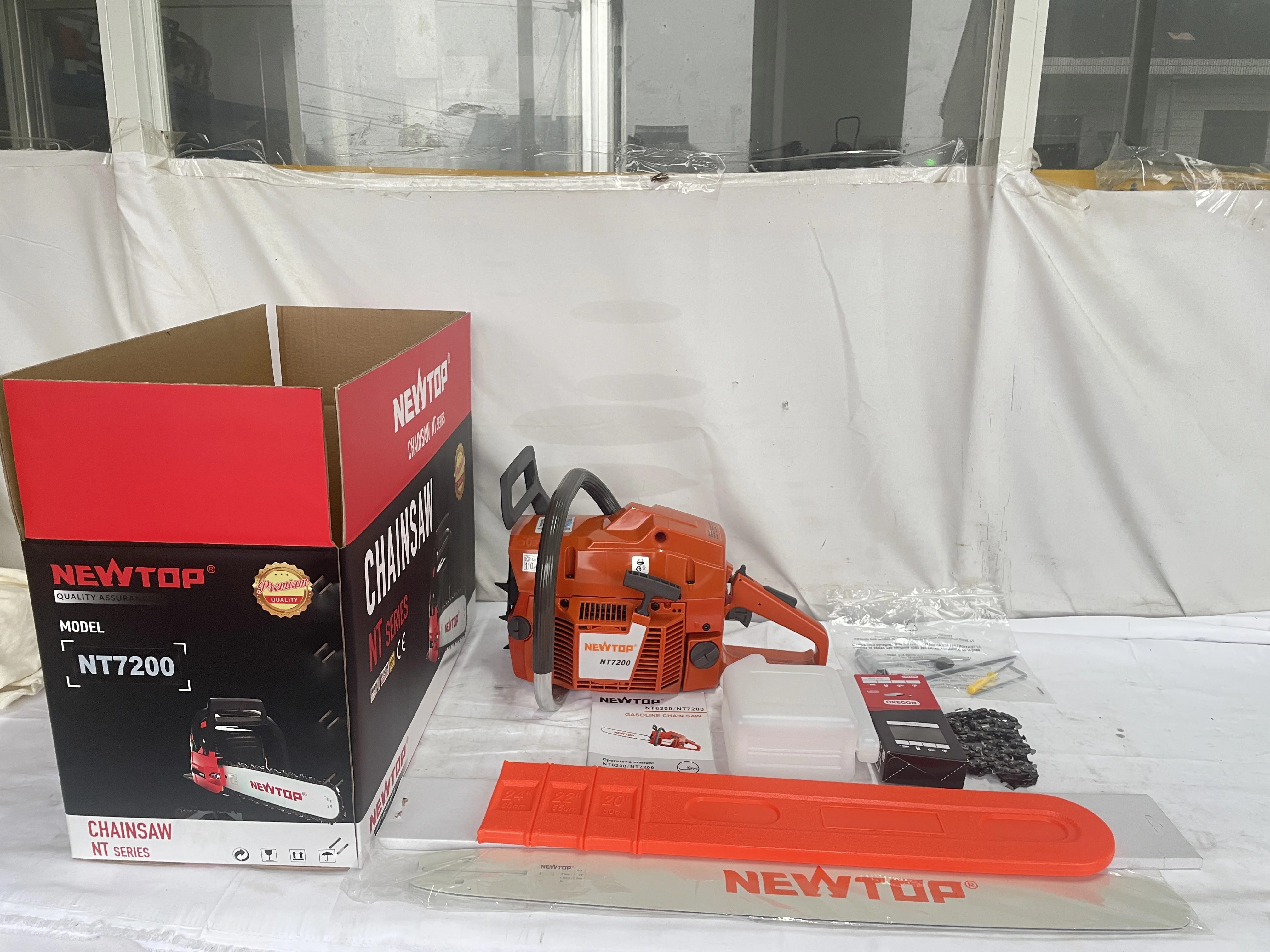 Hot Sales 2 Stroke 72cc Hus272 Wood Cutting Saw With Walbro Carburetor Heavy Duty 272xp Chain Saw For Tree Felling Logging