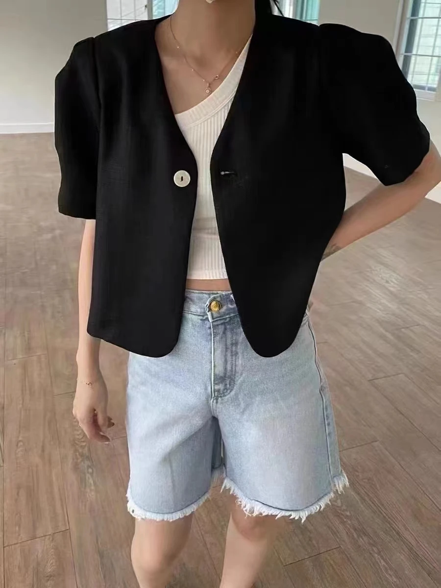 เสื้อคลุมผ้าลินินเรียบง่ายสไตล์เกาหลีสำหรับฤดูร้อน สวมใส่สบายหรูหรา ดีไซน์กระดุมเม็ดเดียว  ใส่ได้หลายโอกาส